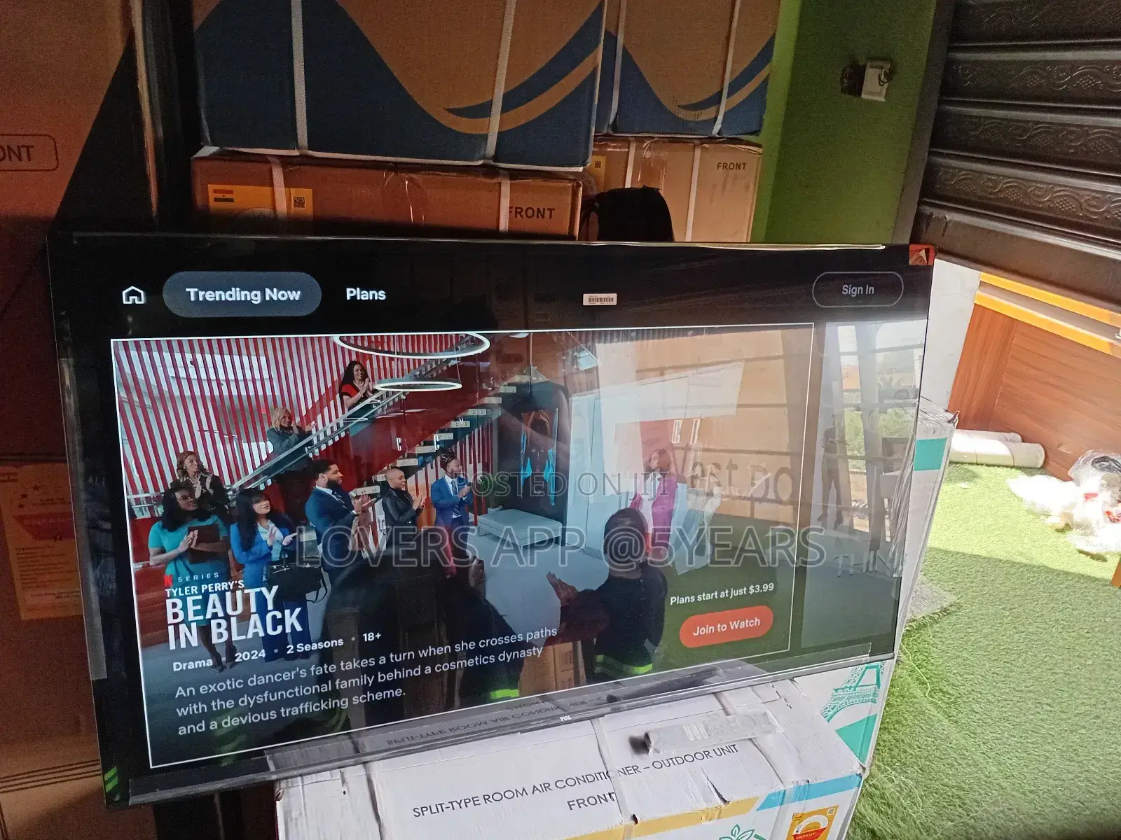 TCL 55inches Smarttv: Redefining Home Entertainment