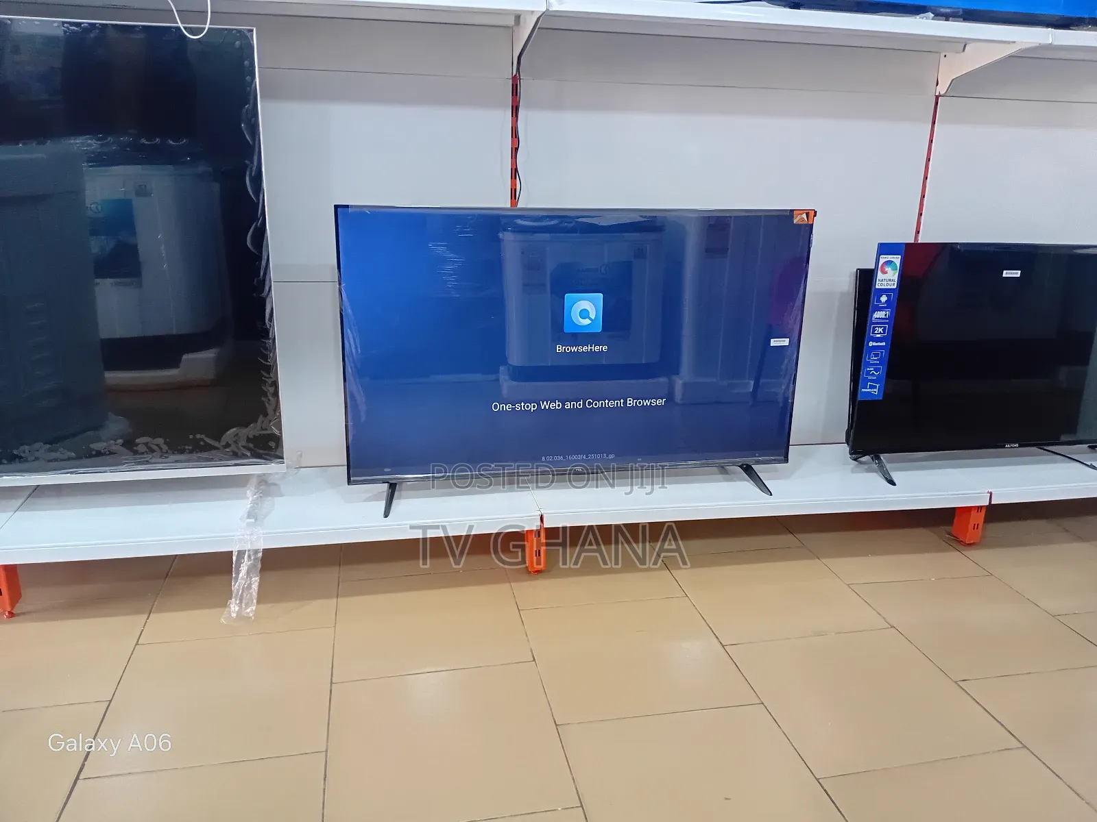 TCL 43" Smart Tv – Sleek Design, Stunning Picture