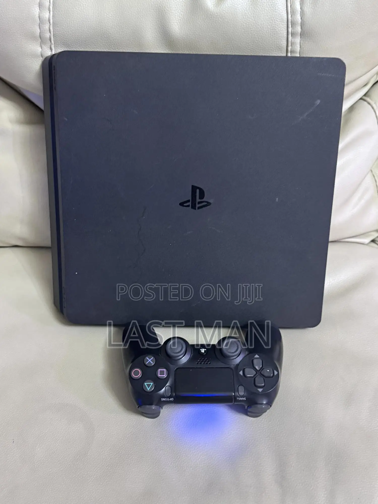Playstation 4 Slim 500gig——With 4 Games Fc26 Gta v Mk11 Nfsheat