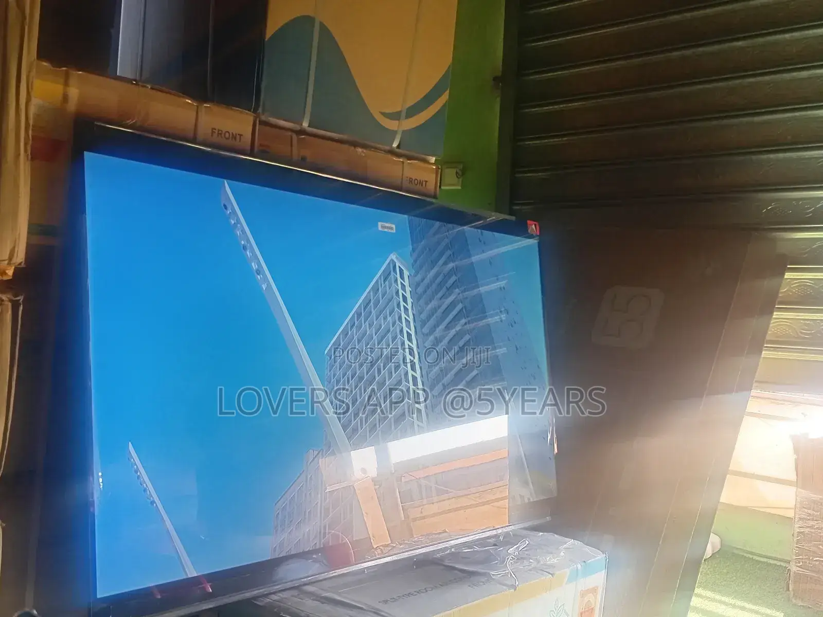 Bring Your Movies to Life With TCL 65inches Smart Tv