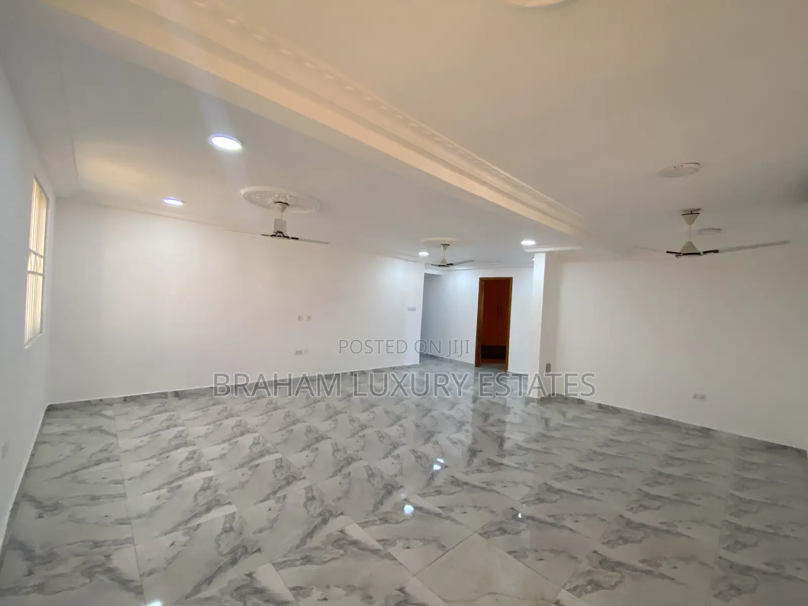 3bdrm Apartment in Braham Luxury, Tseaddo for rent