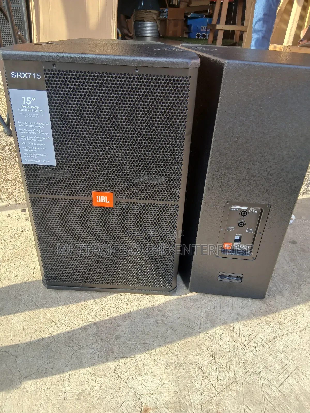 Short- Range Speaker 15 Inches (Jbl)