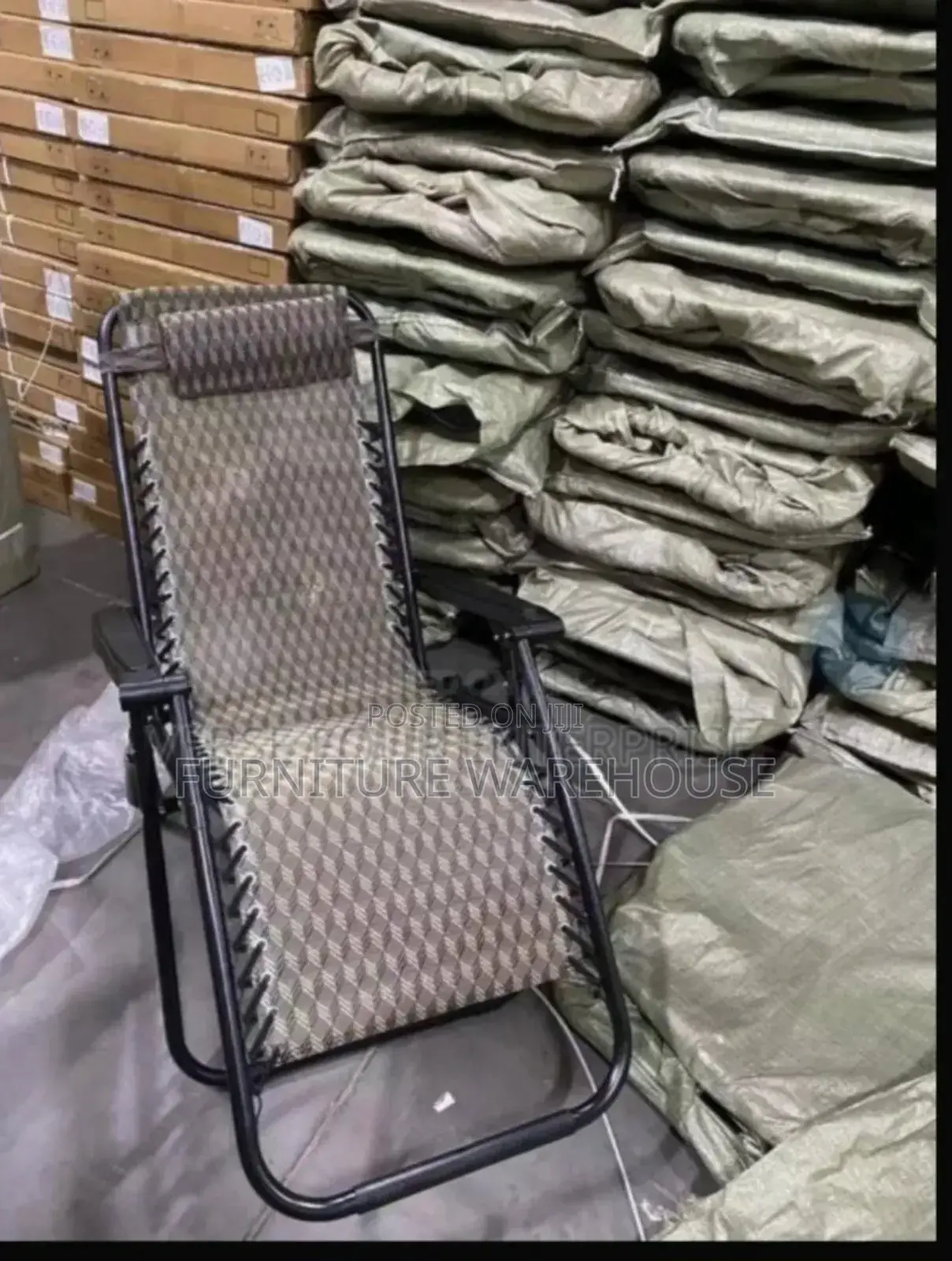 Generic Relaxing Folding Chair