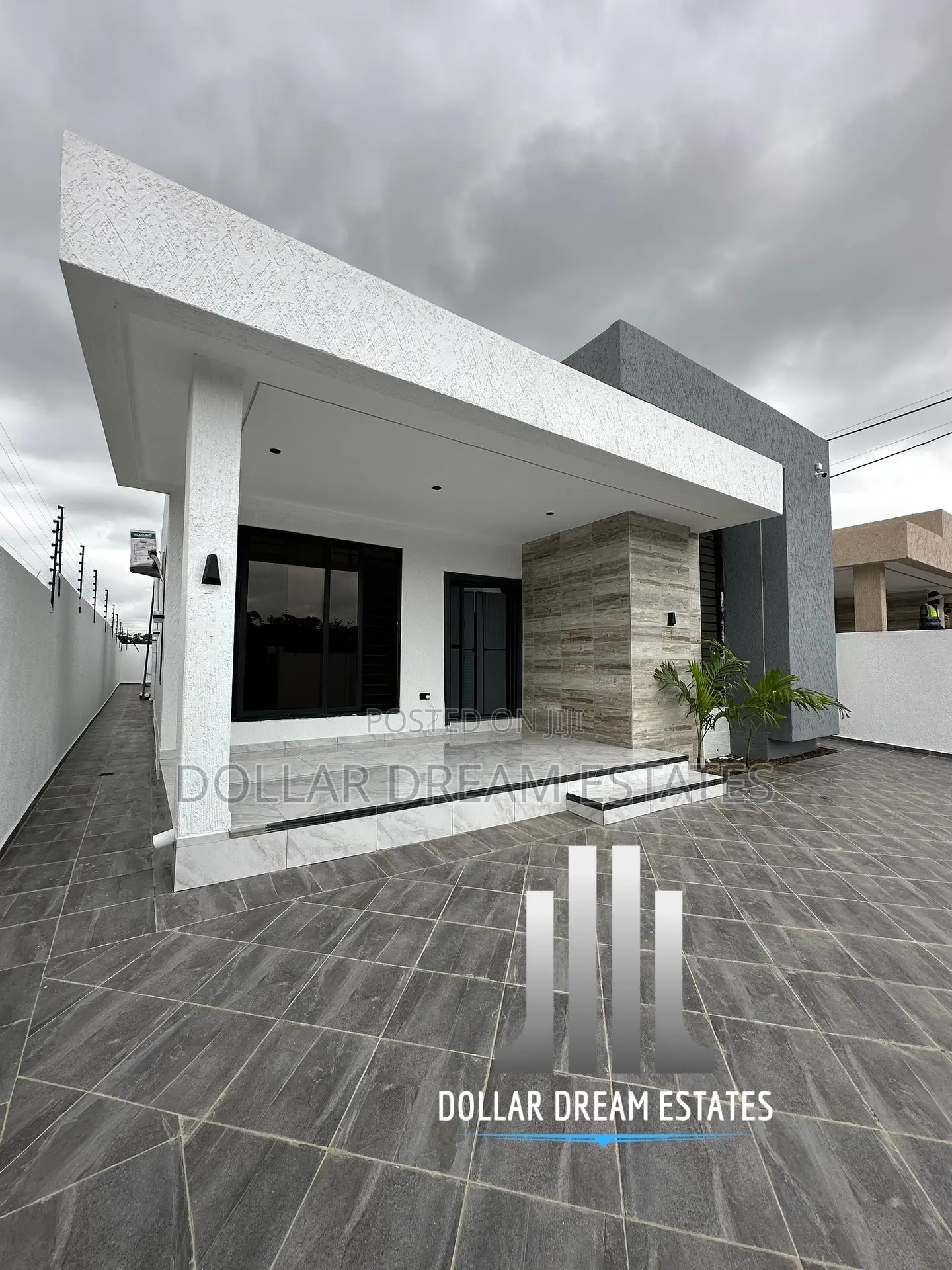 3bdrm House in Adenta for sale