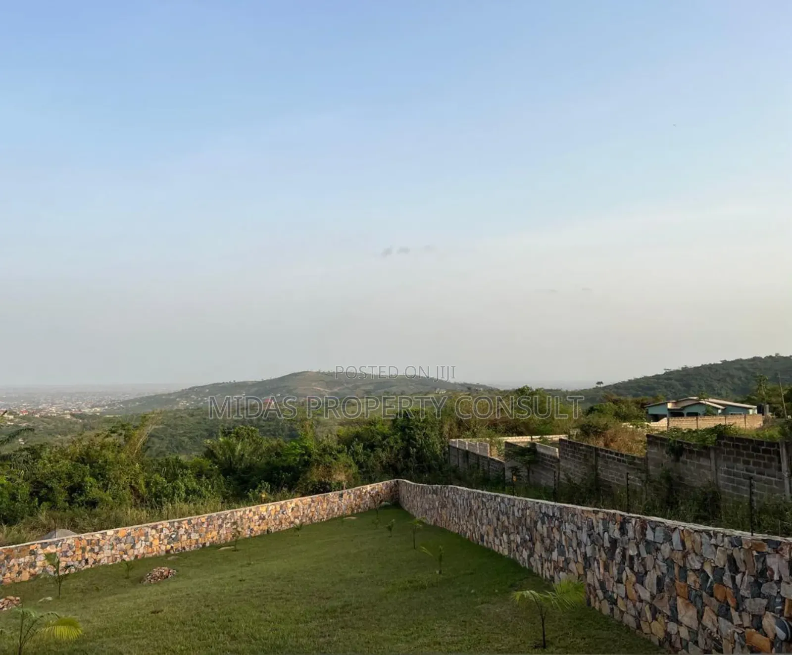 Furnished 5bdrm House in Aburi for sale