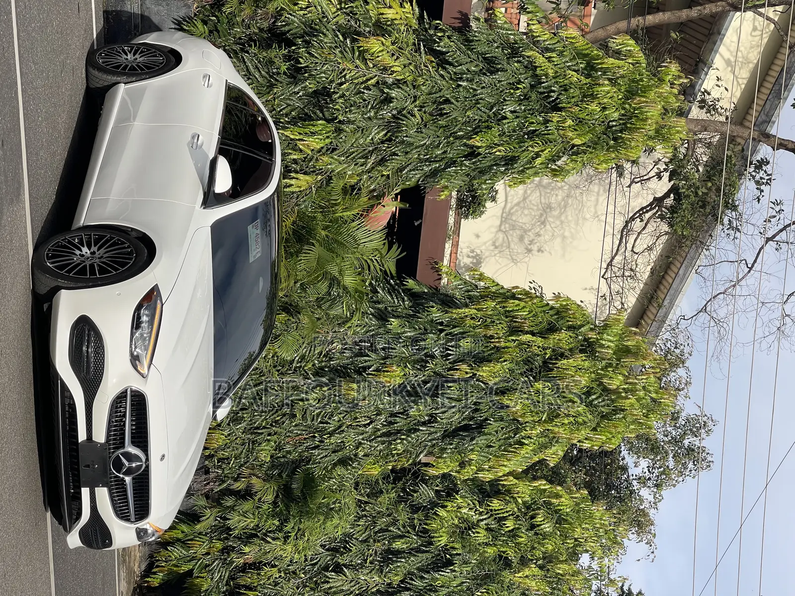 Mercedes-Benz C300 2024 White
