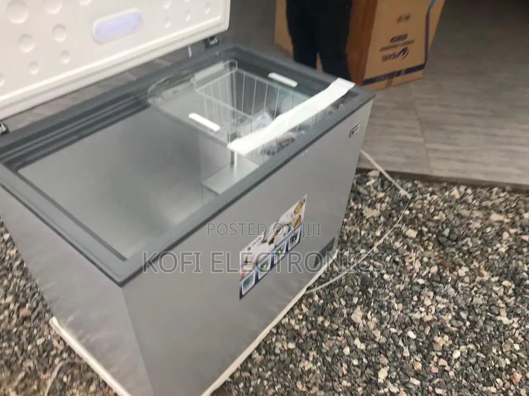 High-Performance Silver Deep Freezer 200l