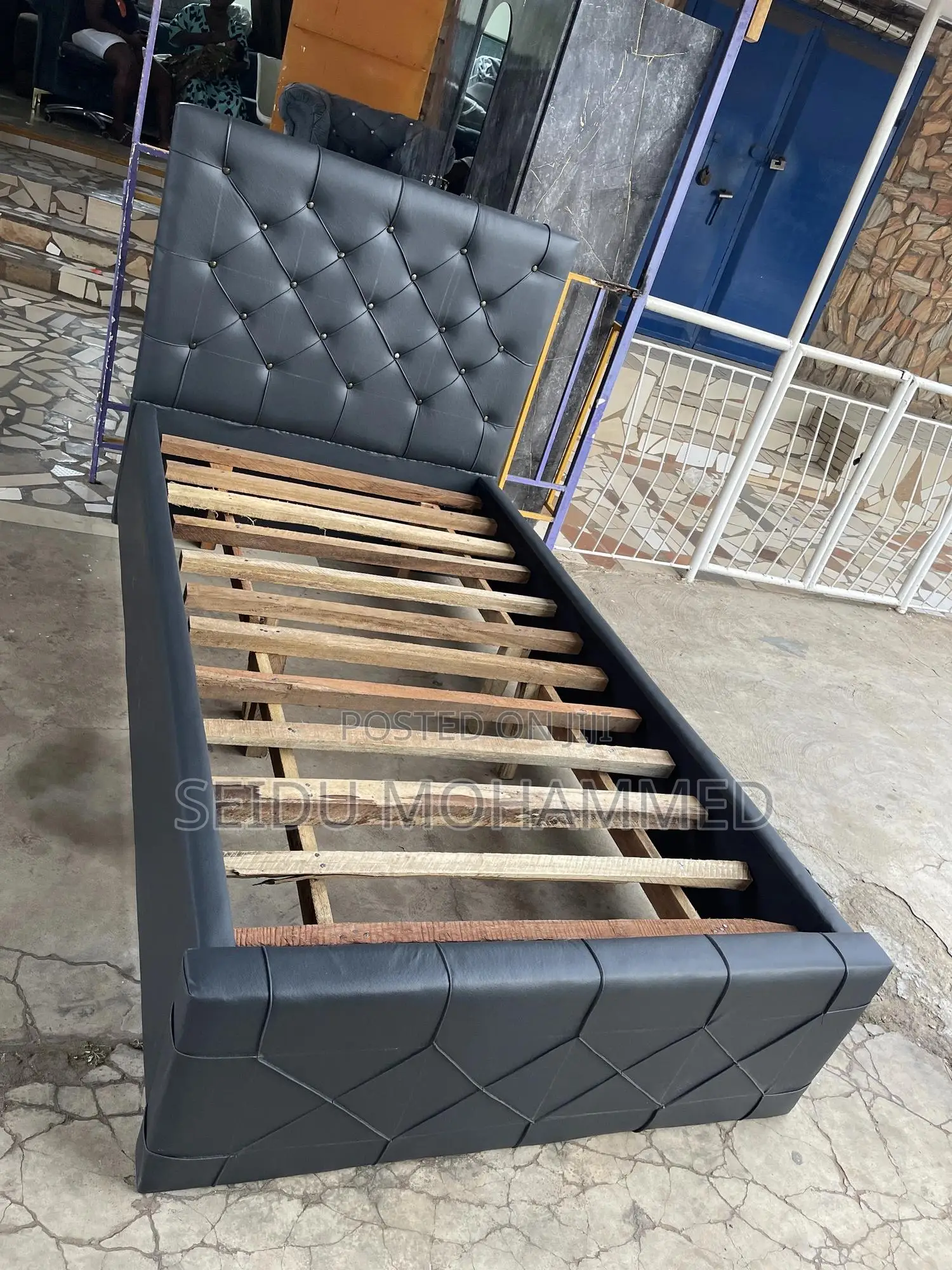 A Turkey’S 1abd Half Home Bed Frame