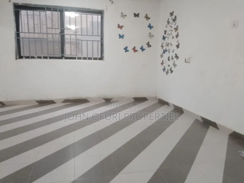 1bdrm Apartment in Ayeduase K 5, Kumasi Metropolitan for rent