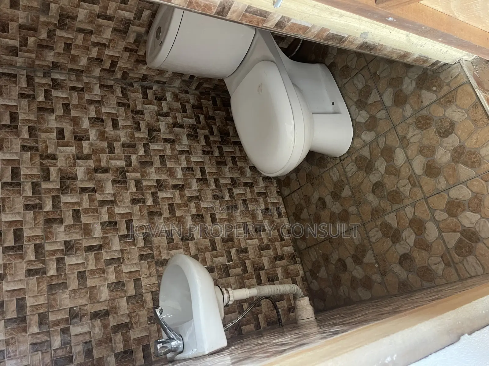 Store for Rent at Amasaman Abease 1200 a Month for Two Advance