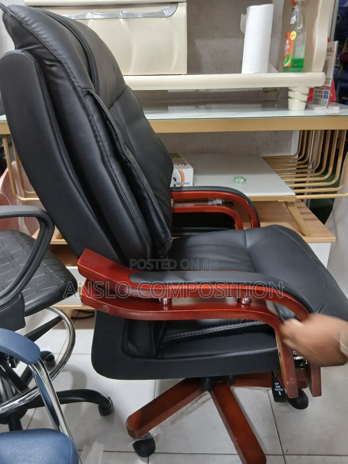 Directors Special Swivel Chair