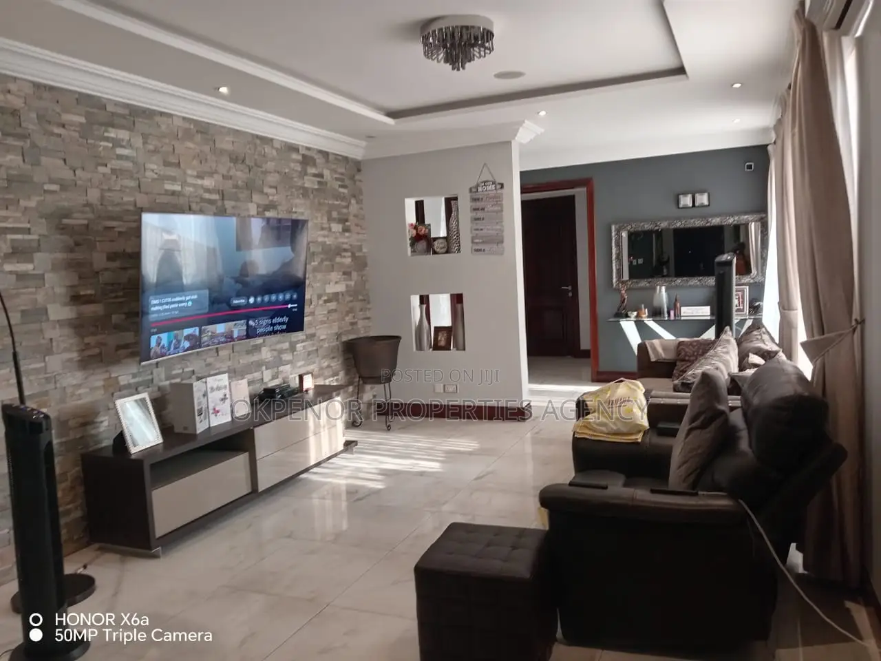 5bdrm House in Spintex, Accra Metropolitan for sale