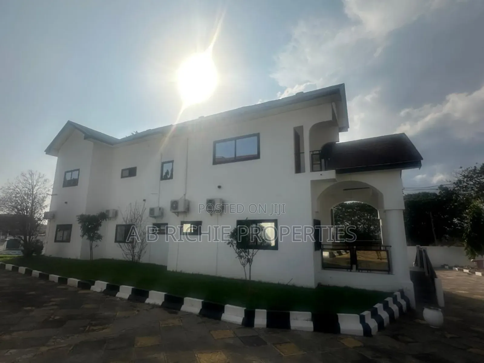 6bdrm House in Ab Richie Properties, Airport Residential Area for rent