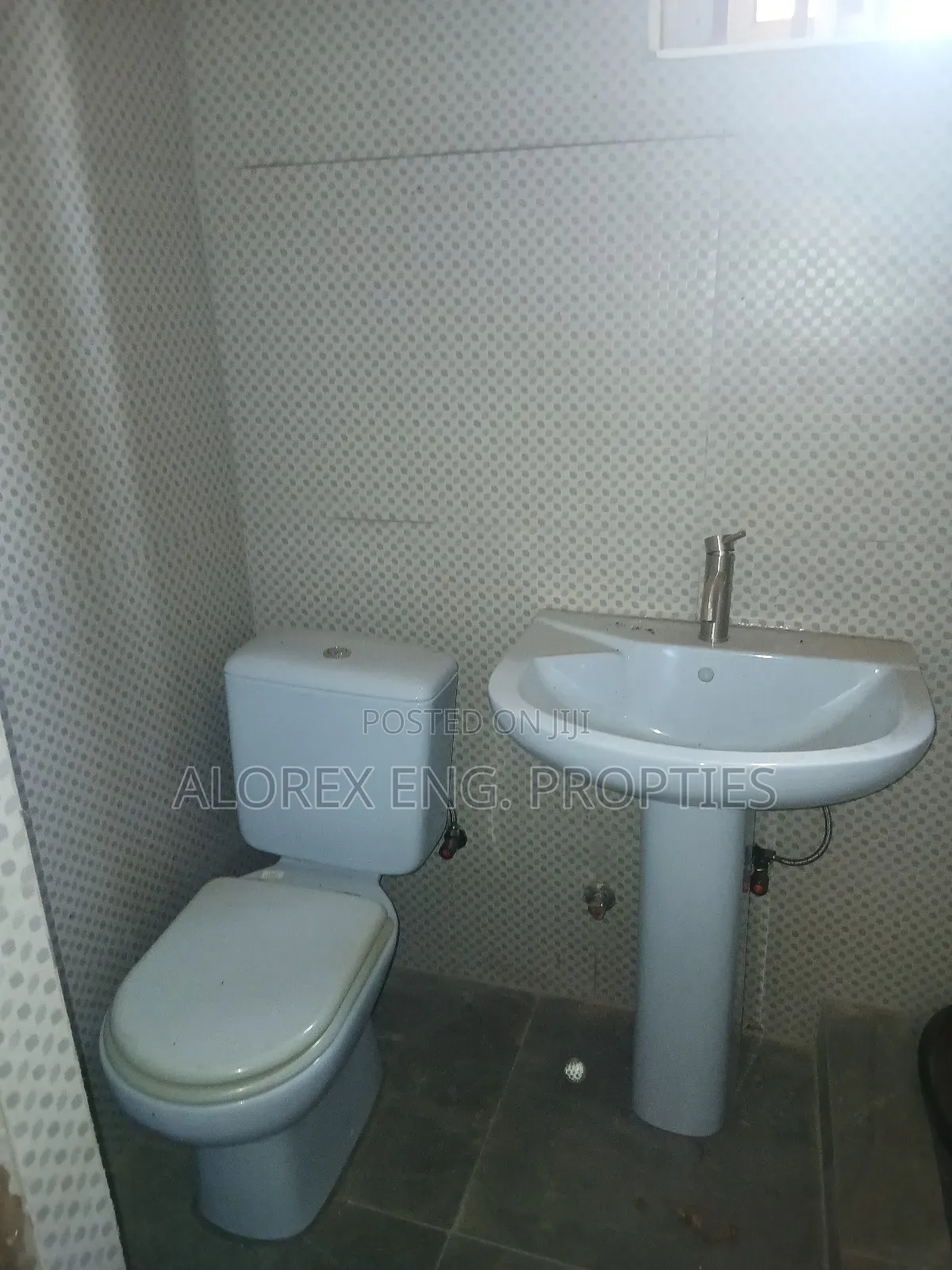 3bdrm Apartment in Sakora, Adenta for rent