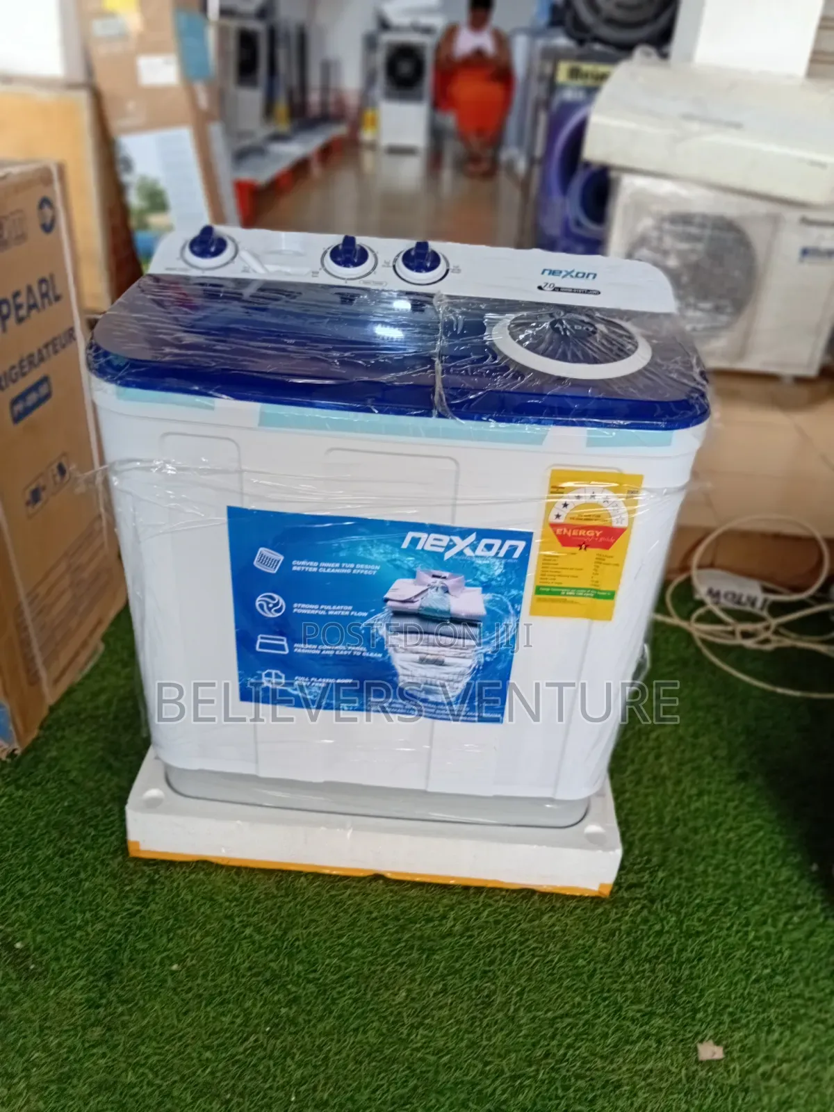 White and Blue Nexon Washing Machine Top Load 7kg