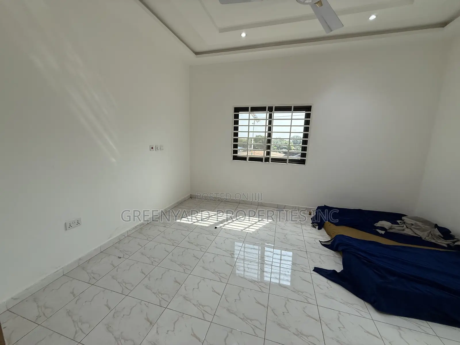 2bdrm Apartment in Ars, East Legon for rent