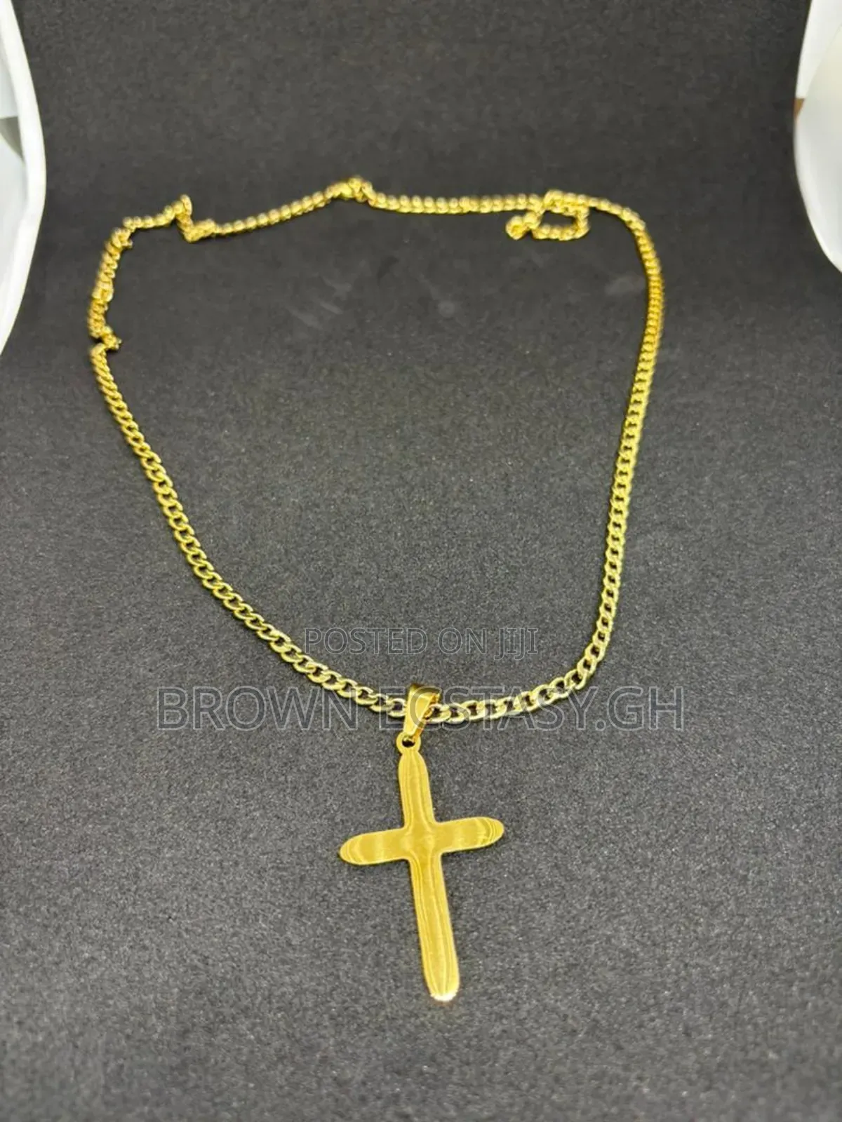 Glossy Cross Necklace ( Available in Silver or Gold)