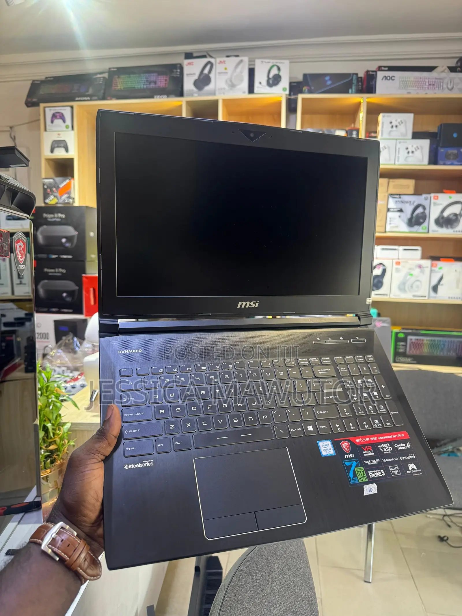 Laptop MSI 16GB Intel Core i7 SSD 512GB