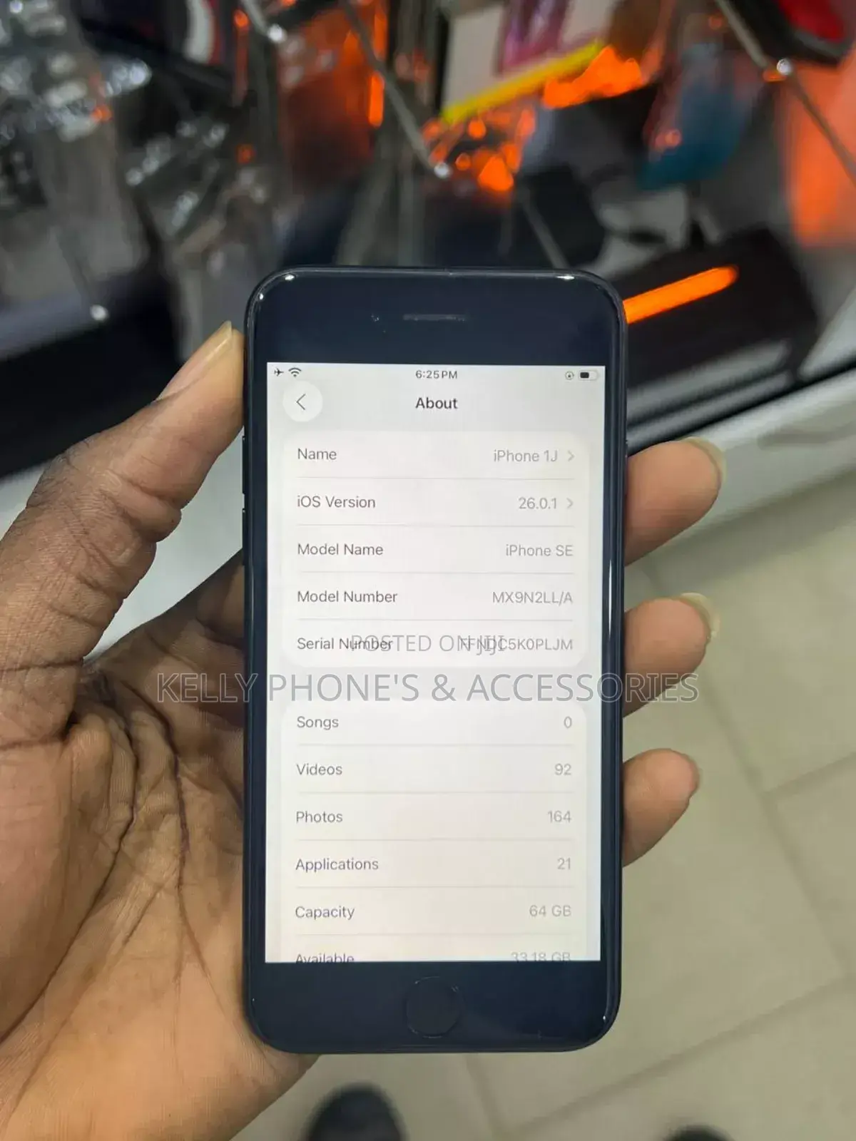 Apple iPhone SE (2020) 128 GB Black