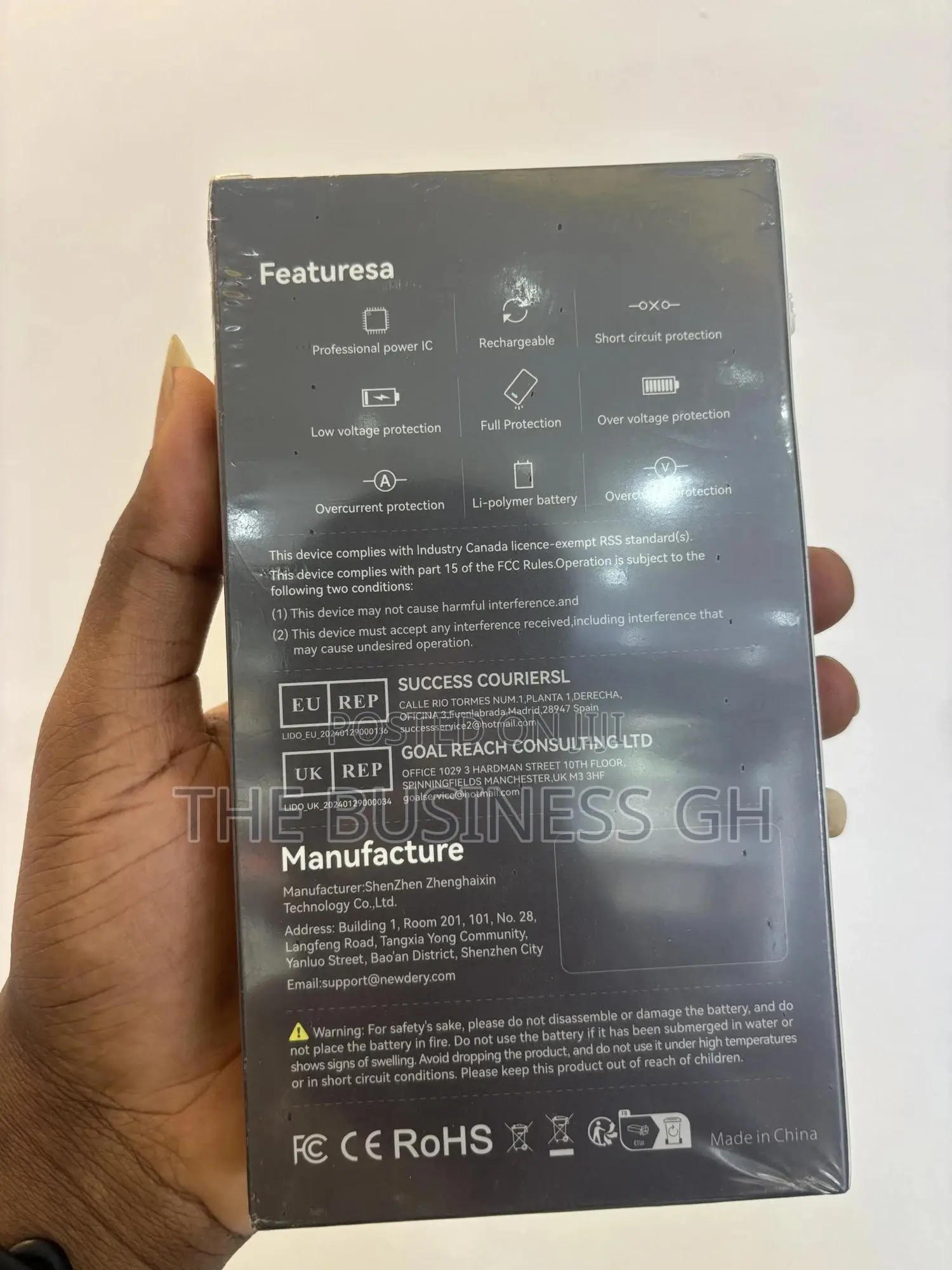 iPhone 16 Case and Powerbank