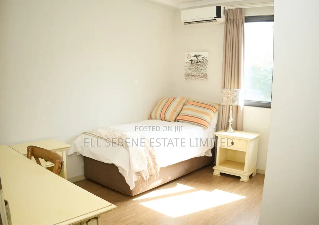 5bdrm House in Pgl Estate, Kumasi Metropolitan for sale