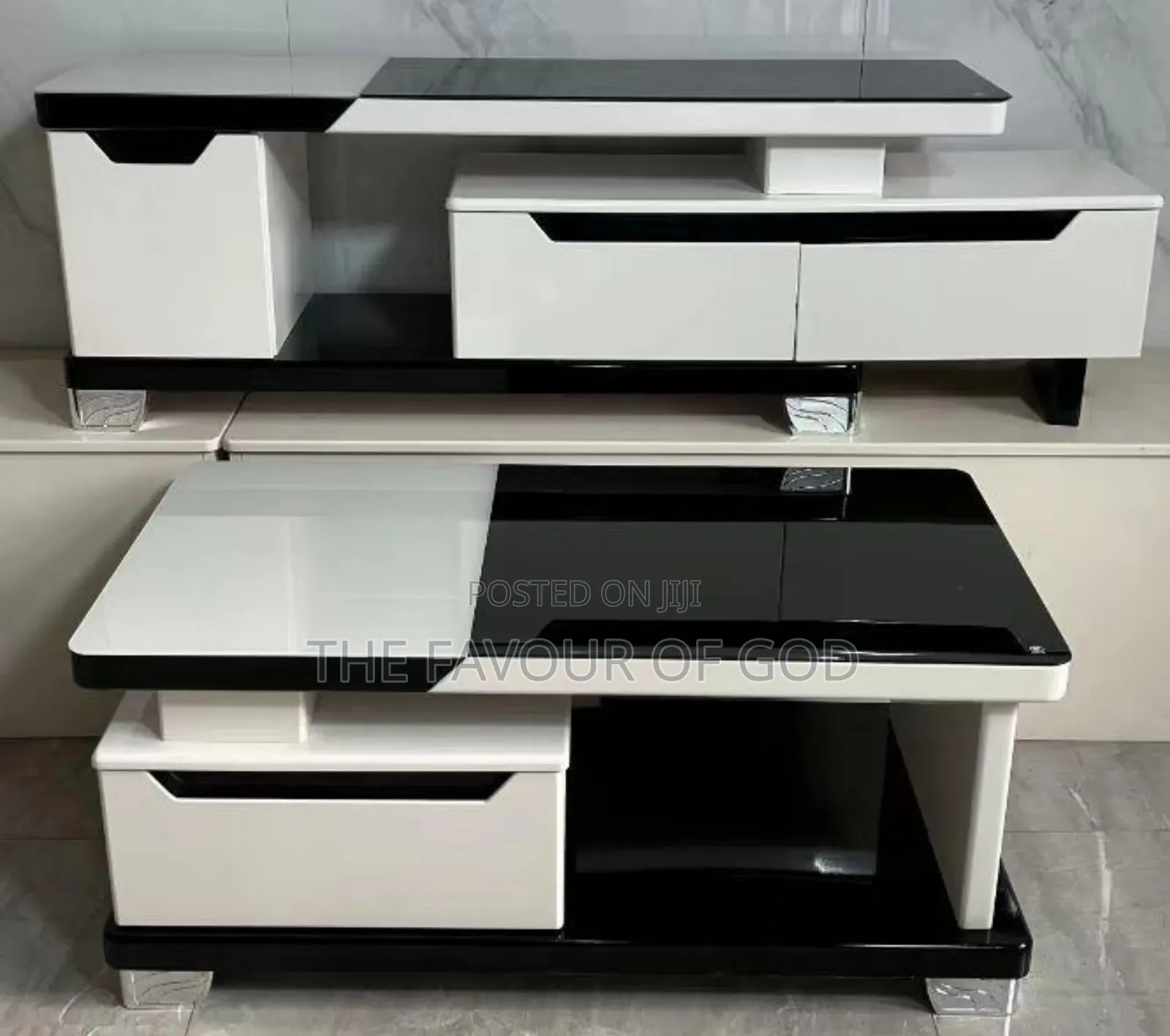A Stunning Glass Center Table With Tv Stand