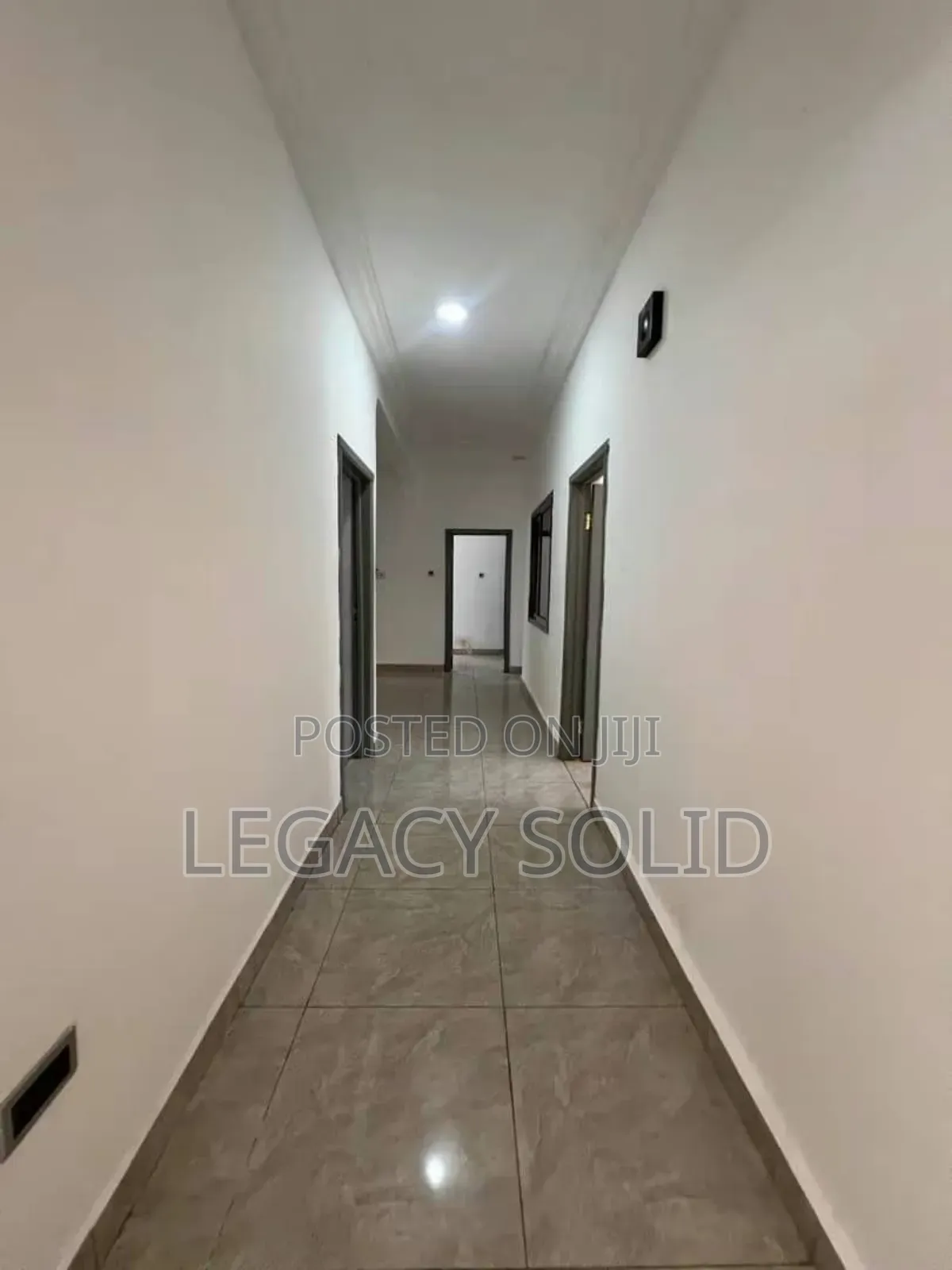 3bdrm House in Legacy Solid Real, Spintex for rent