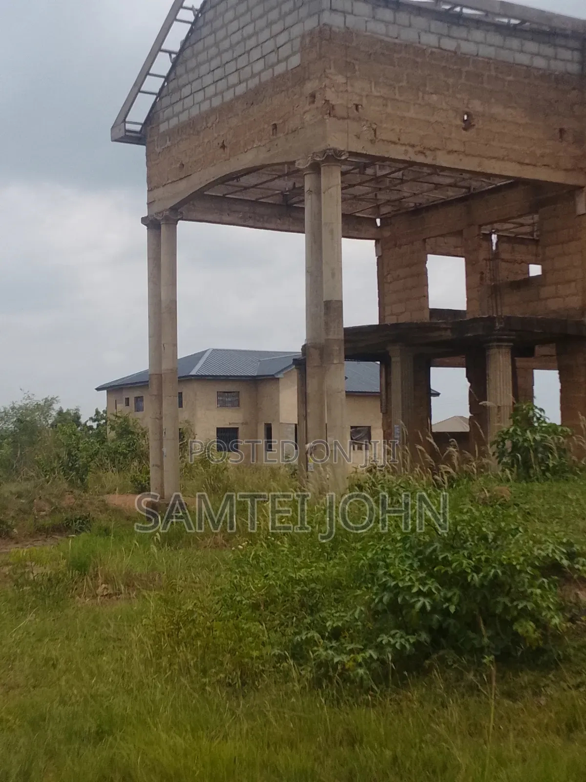 6bdrm Block of Flats in Sinco Properties, Oyibi for sale