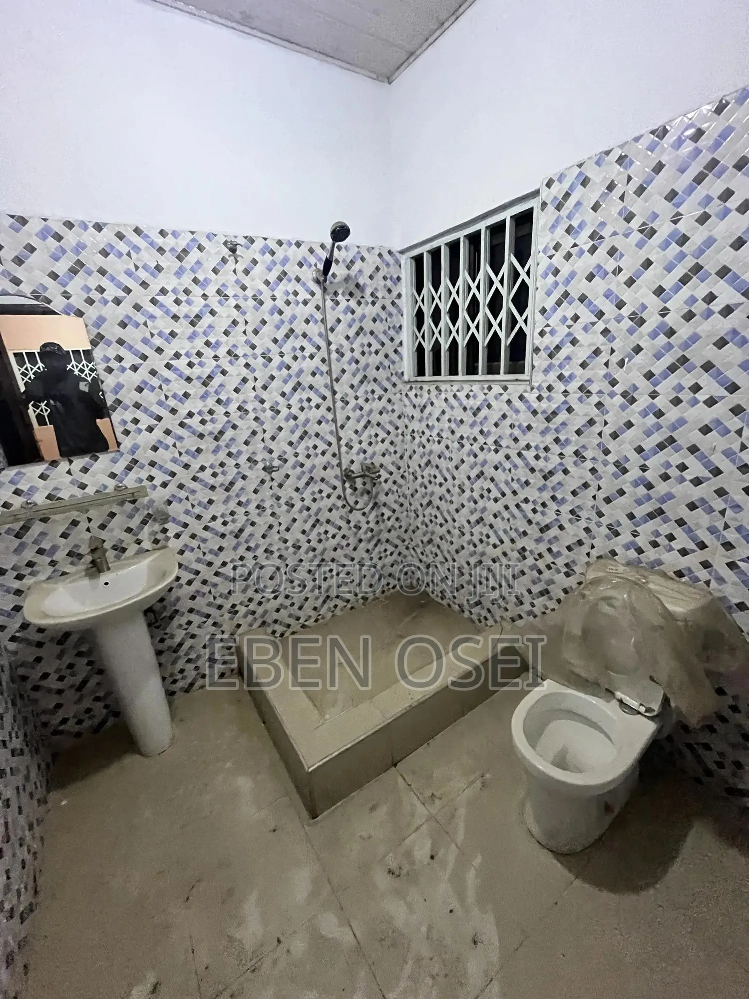 2bdrm Apartment in Dansoman for rent