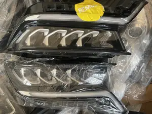 Sorento 22 23 24 Headlight Pair