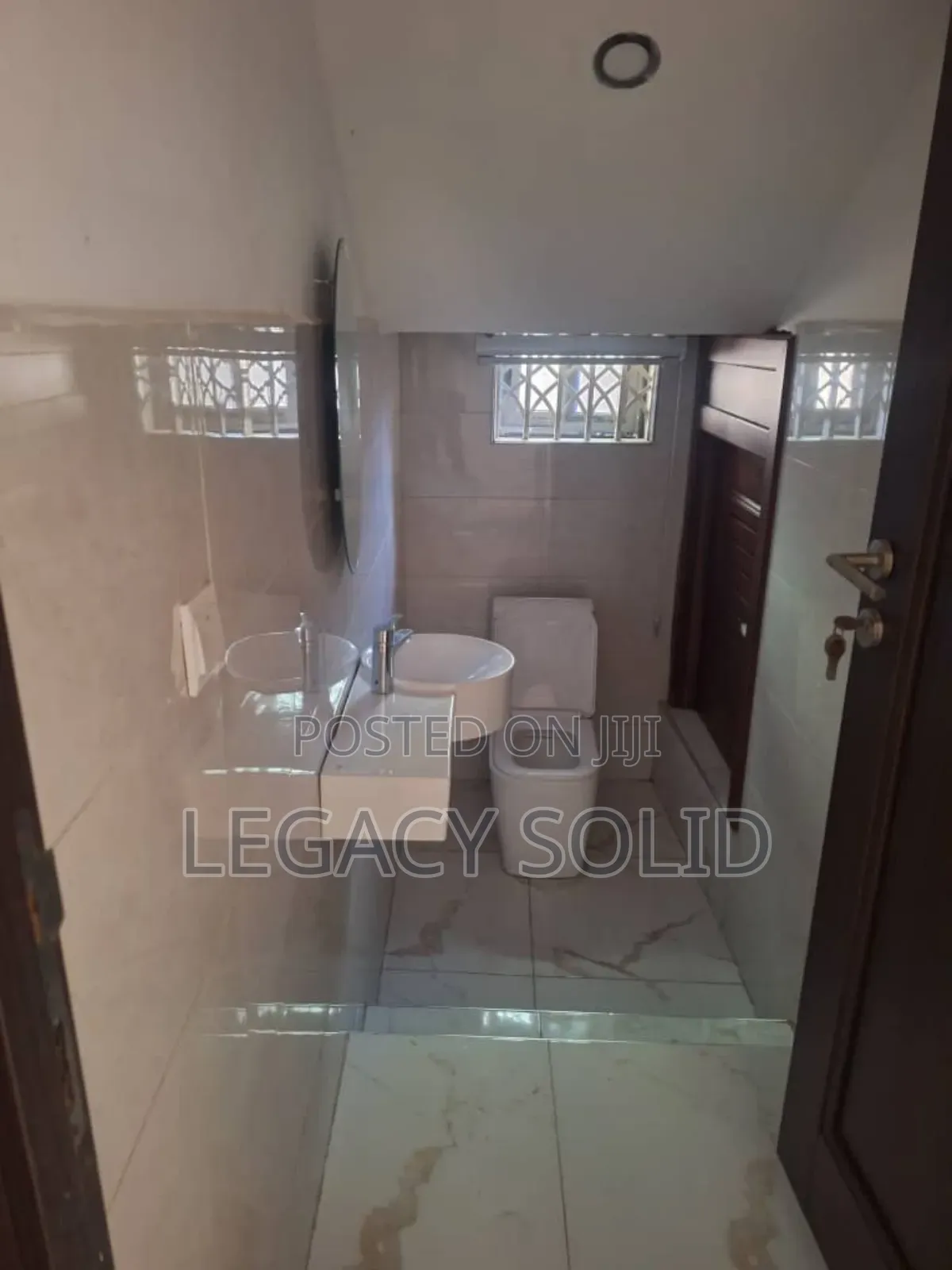 4bdrm Duplex in Legacy  Solid Real, Spintex for rent