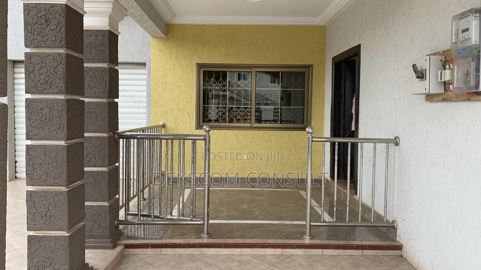 4bdrm House in Adenta for sale