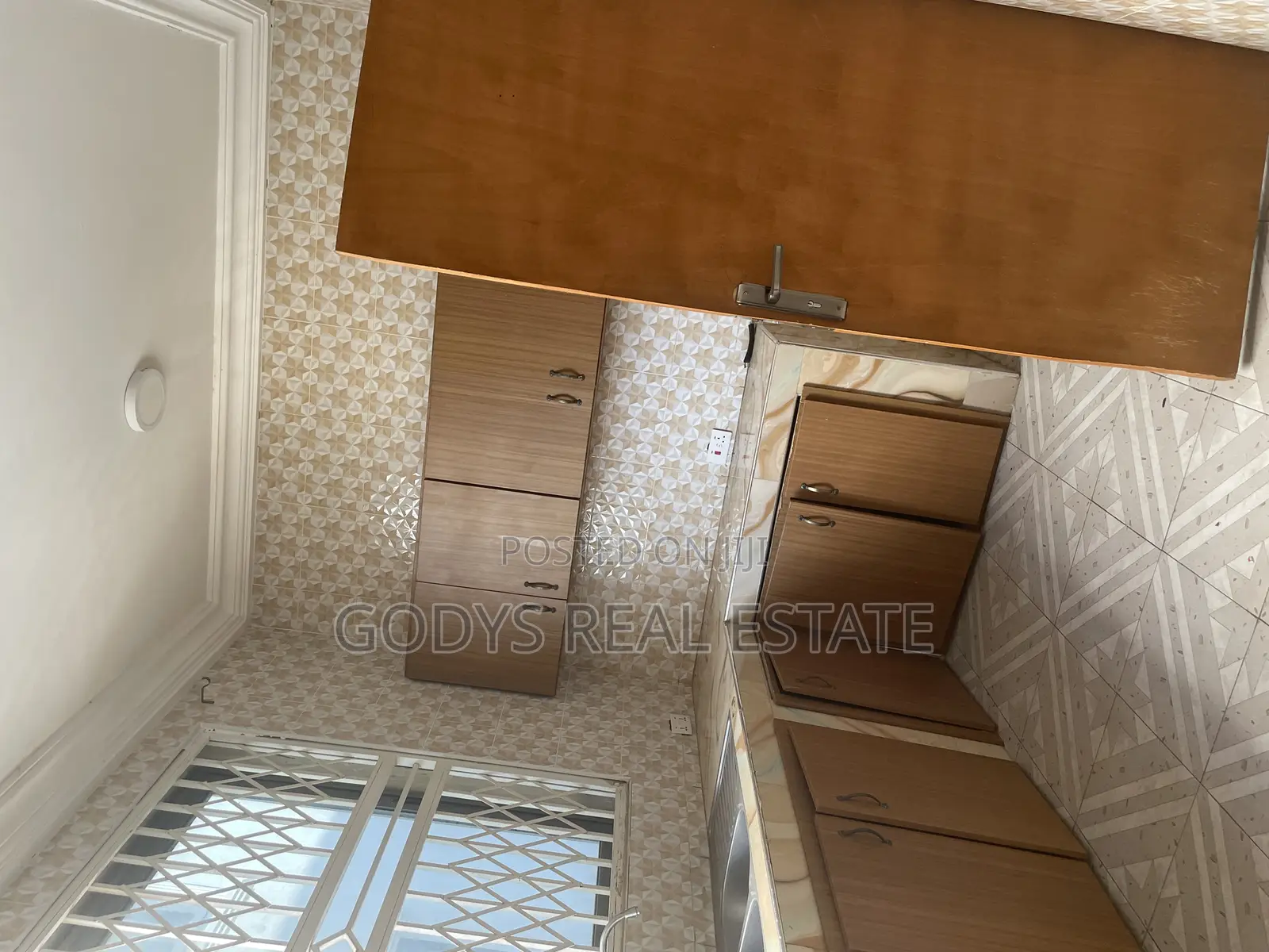 2bdrm Apartment in Tetegu, Weija for rent