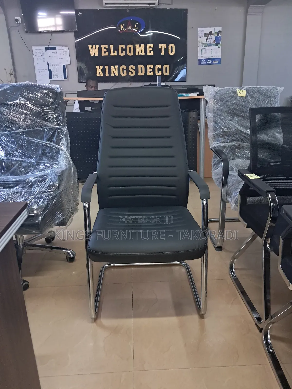 Starker Chair