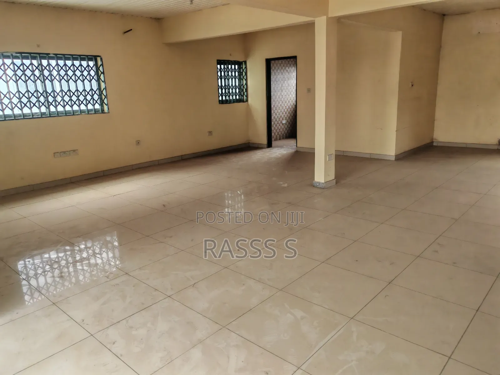 Office Space, Warehouse and Shop