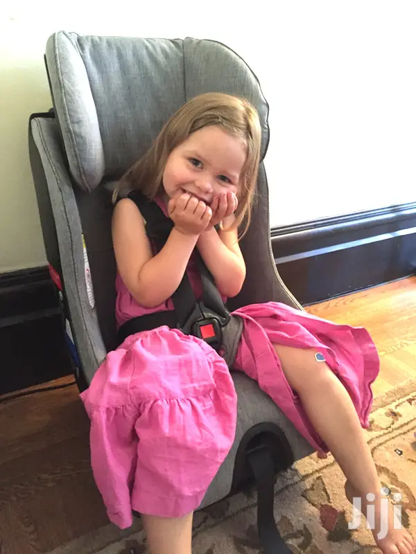 Clek Fllo Convertible Car Seat