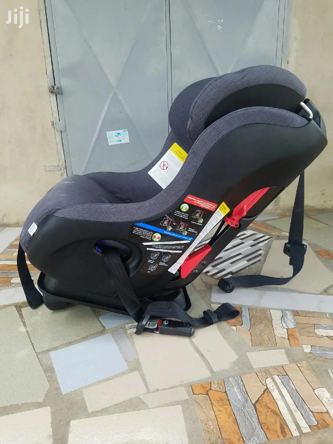 Clek Fllo Convertible Car Seat