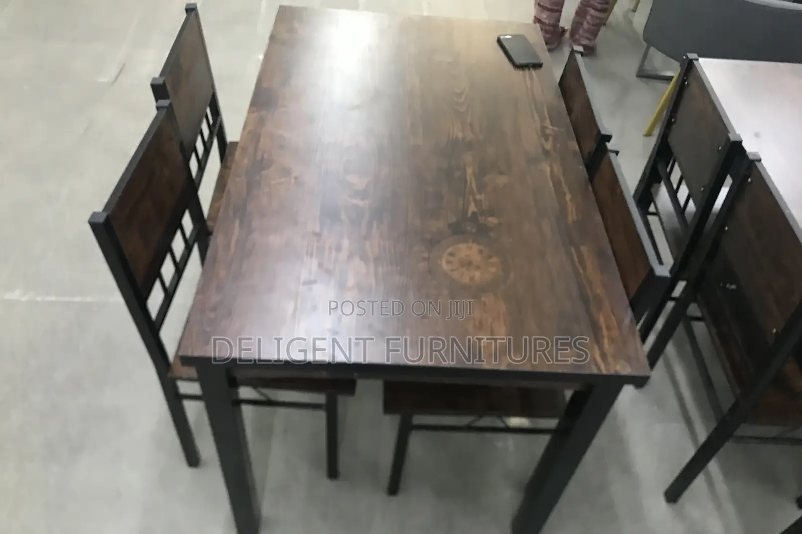 Dining Set (Payment on Delivery )