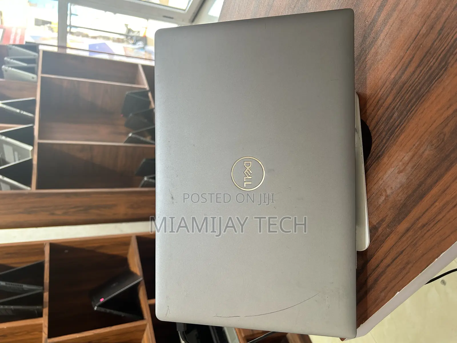 Laptop Dell Latitude 5520 16GB Intel Core I5 SSD 256GB