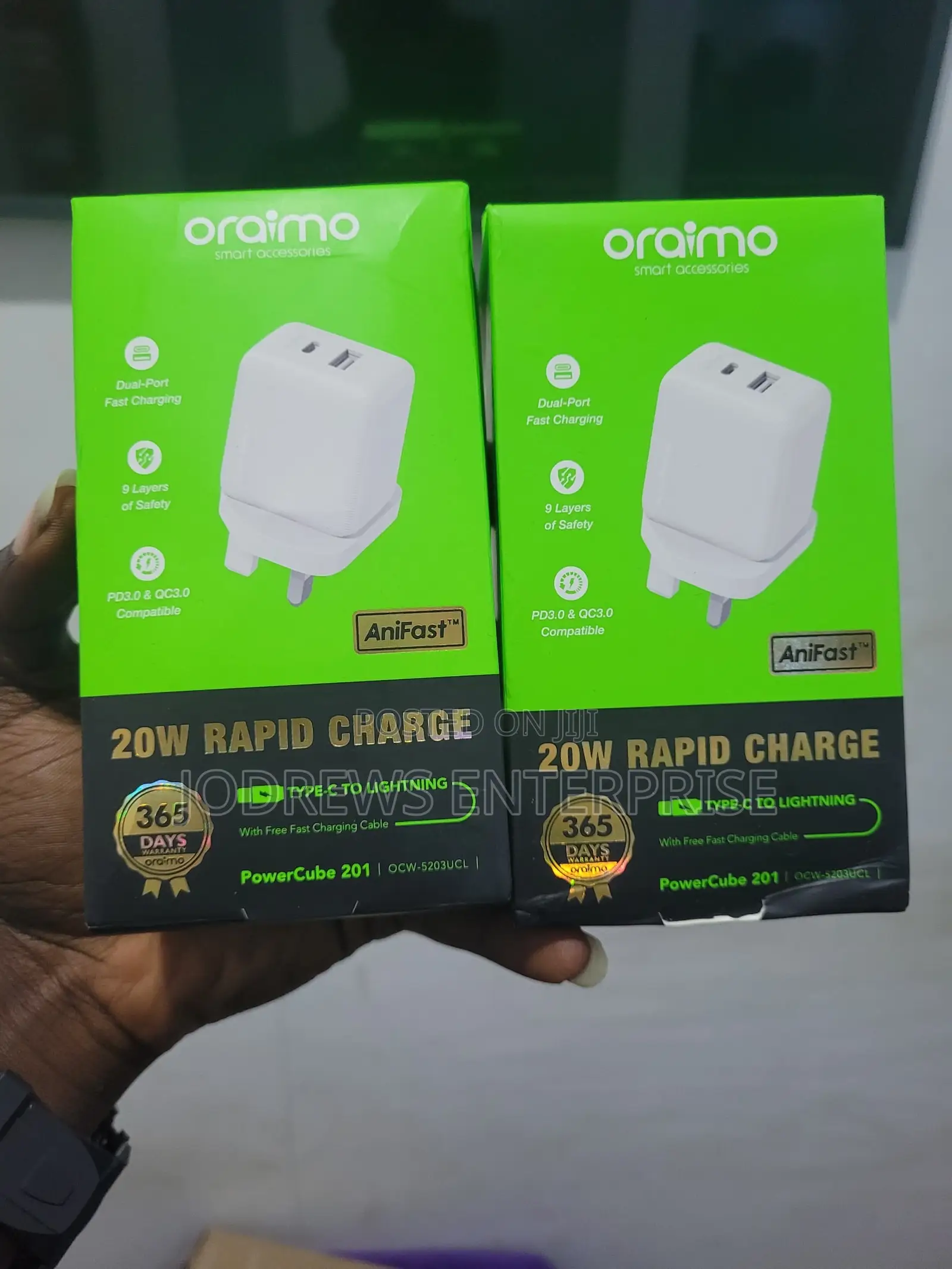 Oraimo Powercube 201 Uk Type 20w Lightning (iPhone) Charger Kit