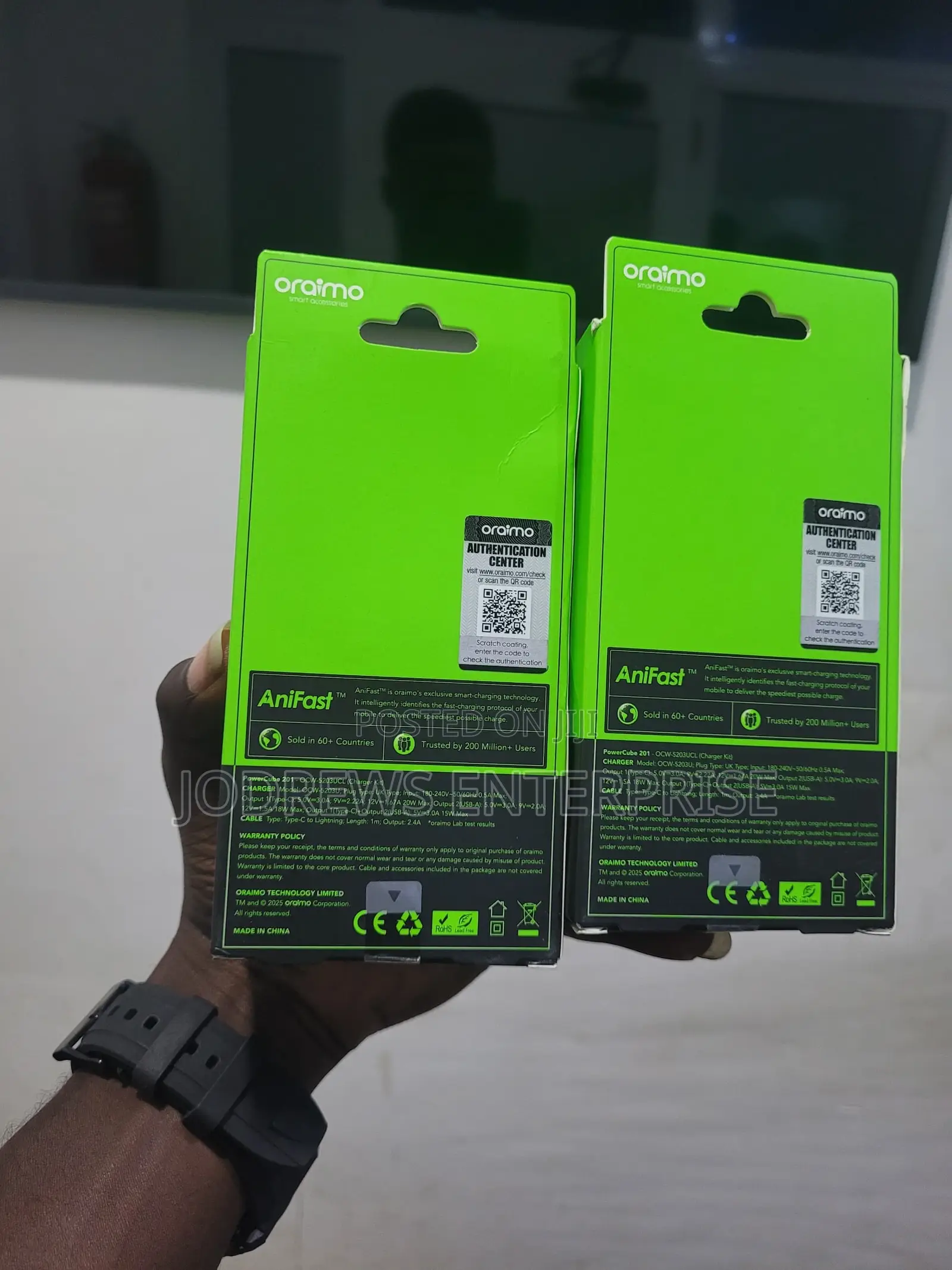 Oraimo Powercube 201 Uk Type 20w Lightning (iPhone) Charger Kit