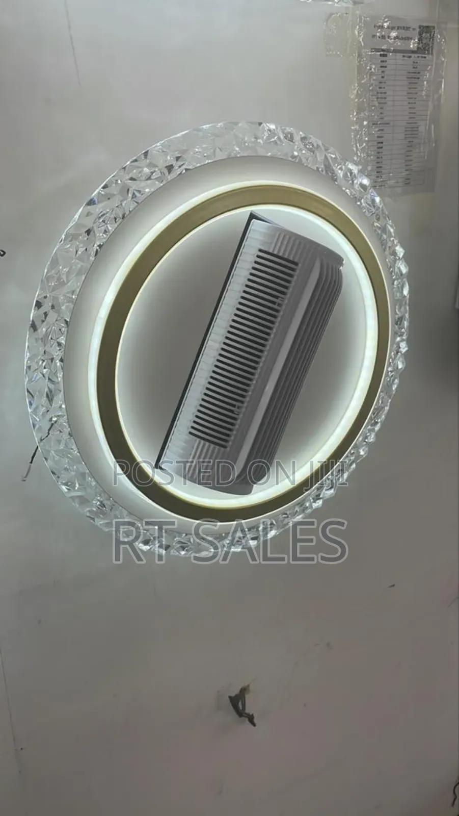 Ceiling Light With Cool Fan. Dl001