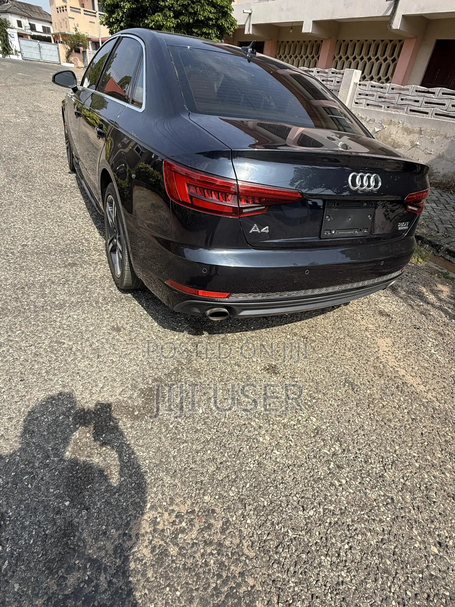 Audi A4 2.0T Season of Audi Premium AWD quattro 2017 Black