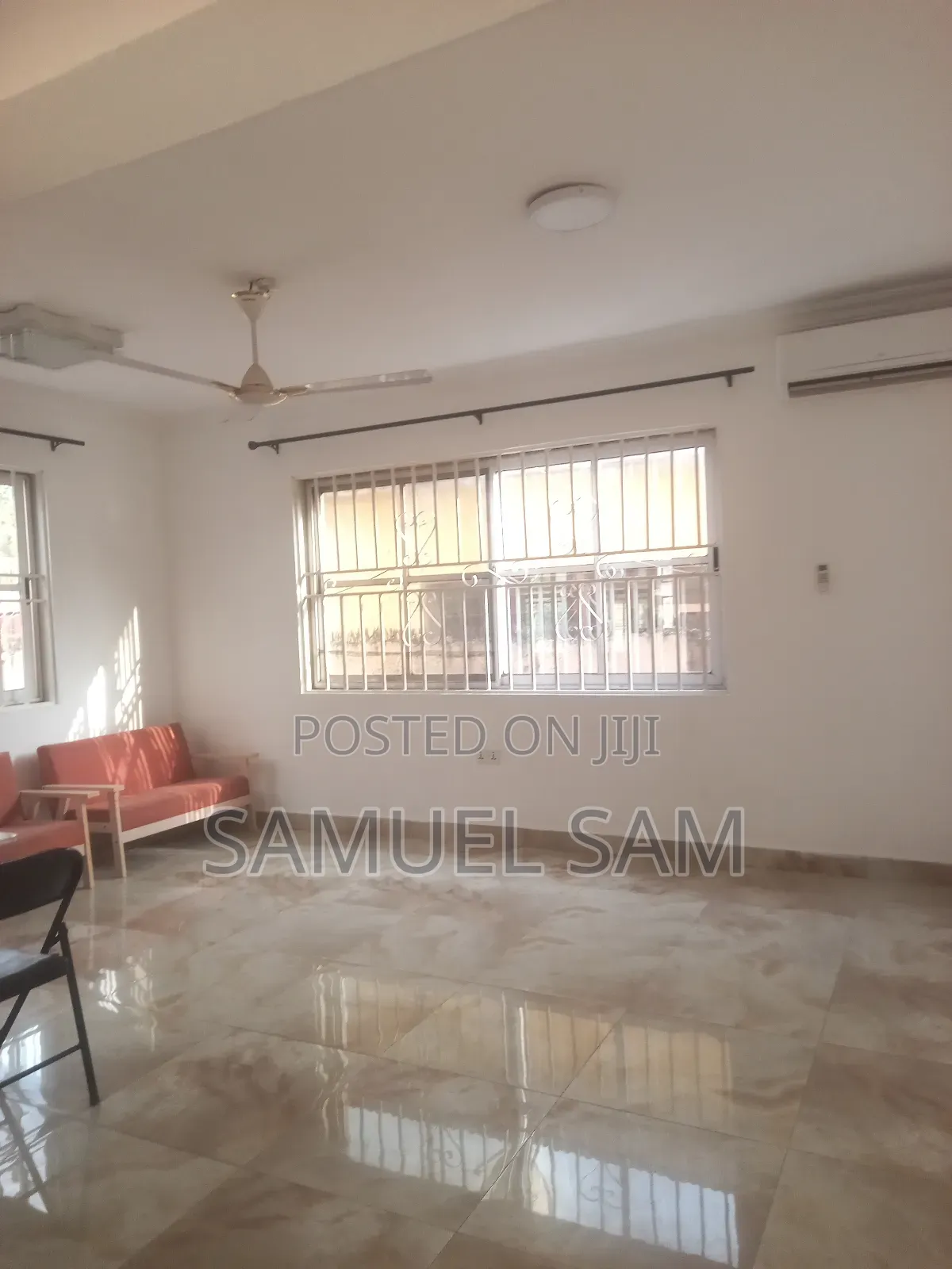 10bdrm House in Tema Community 11 for rent