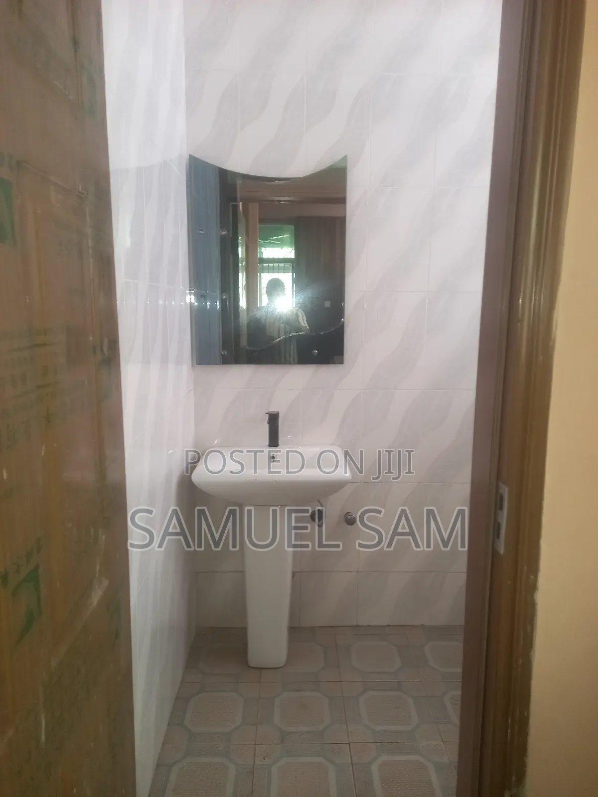 4bdrm House in Tema Community 11 for rent