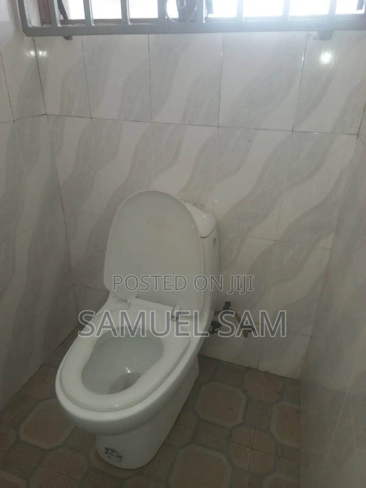 4bdrm House in Tema Community 11 for rent