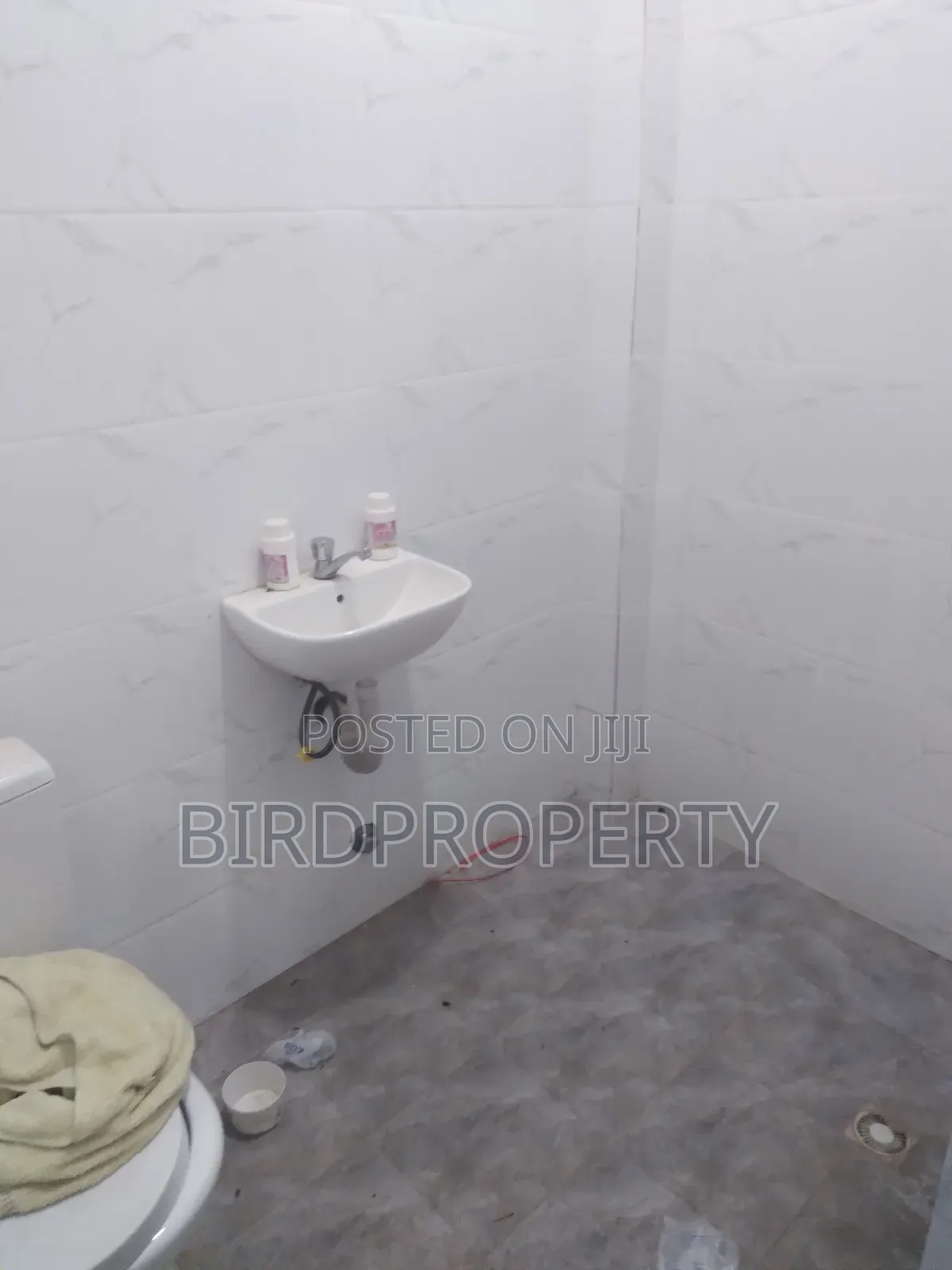 1bdrm Apartment in Bird-Group, Lake Side Estate for rent