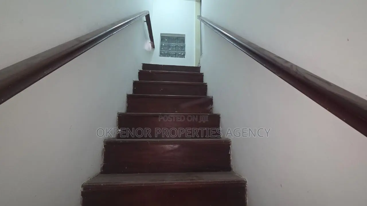 4bdrm House in Lashibi,Com18, Accra Metropolitan for rent
