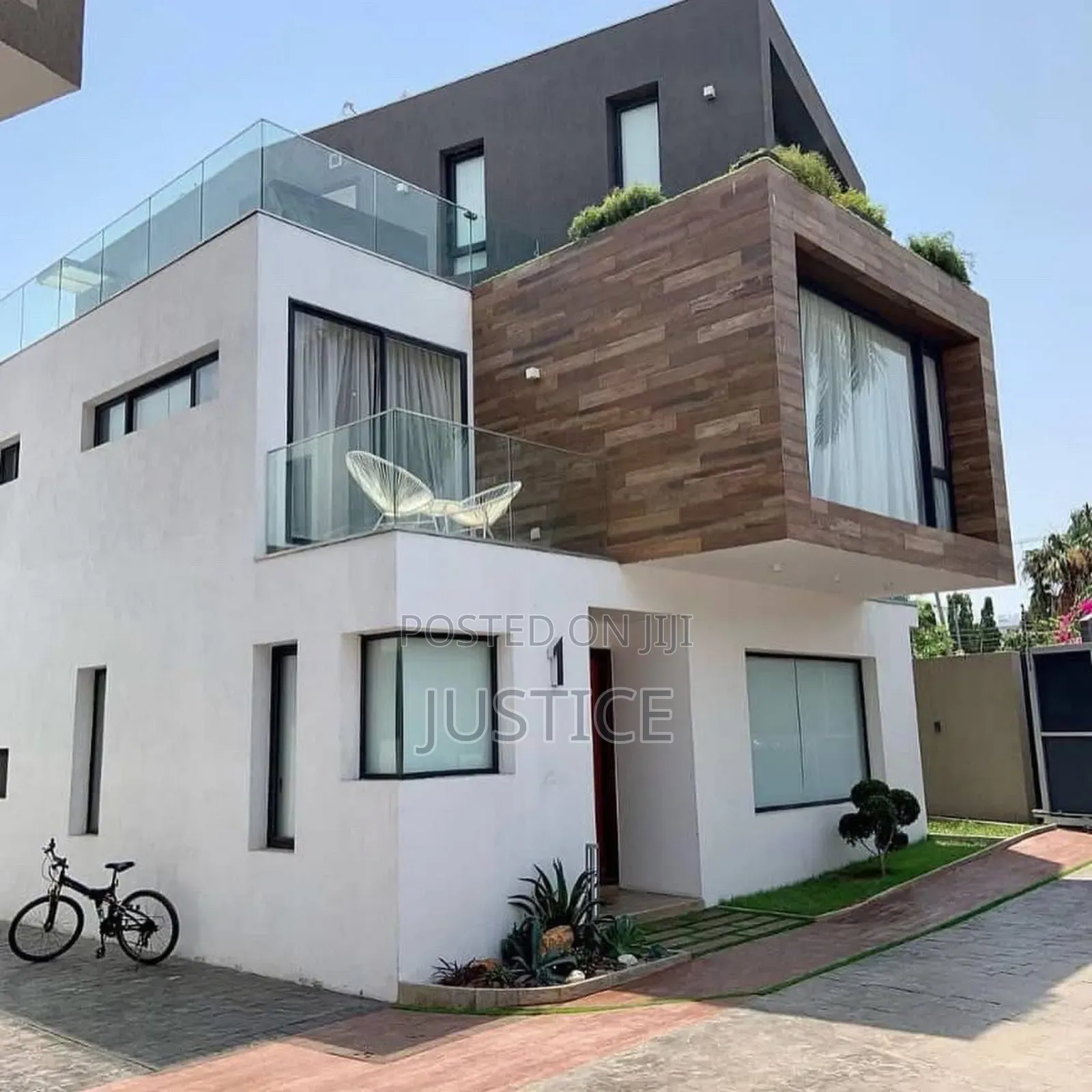 4bdrm Townhouse/Terrace in Cantonments, US Embassy Area for sale