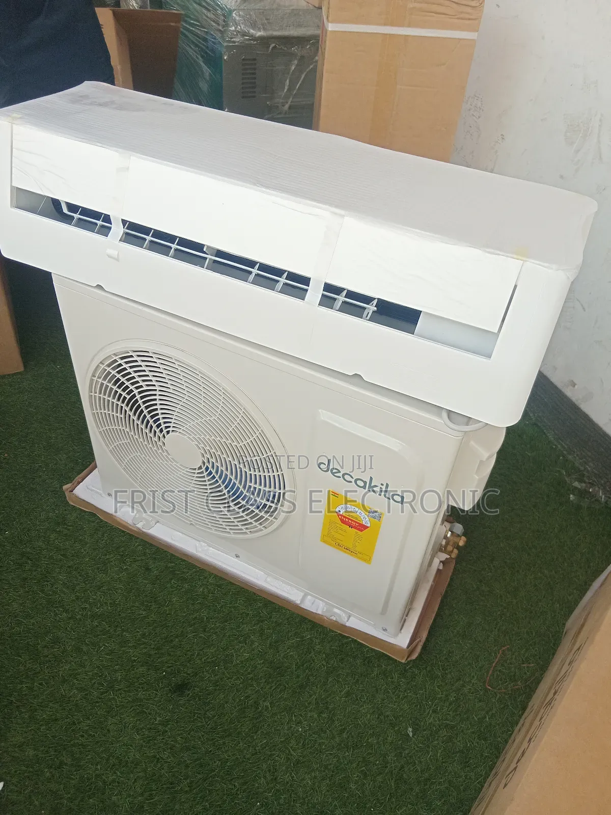 Chill Your World, the Decakila Ac 1.5hp Split System